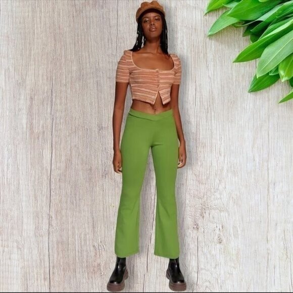 Urban Outfitters Aliya Low Rise Ponte Pant in Green 0 - Picture 1 of 5
